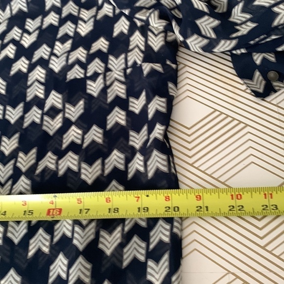 a.n.a Long sleeve Blue & White Blouse Size L #015 - Picture 9 of 11